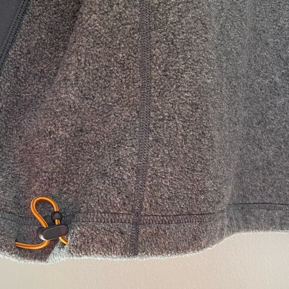 L.L. Bean Fleece - Women’s Mountain Classic Fleece Jacket - Picture 3 of 7